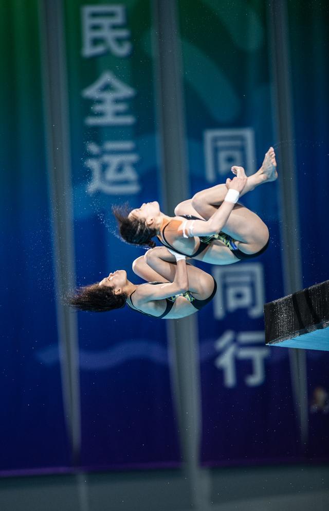 全运会跳水女子十米台双人